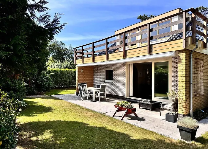 In Texel Near & Forest Semesterbostad De Koog (Texel)